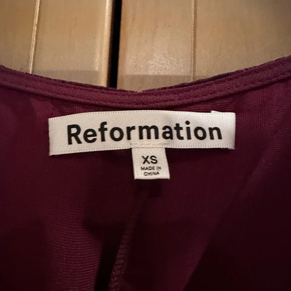 Reformation Analynne Velvet Dress - Picture 4 of 6